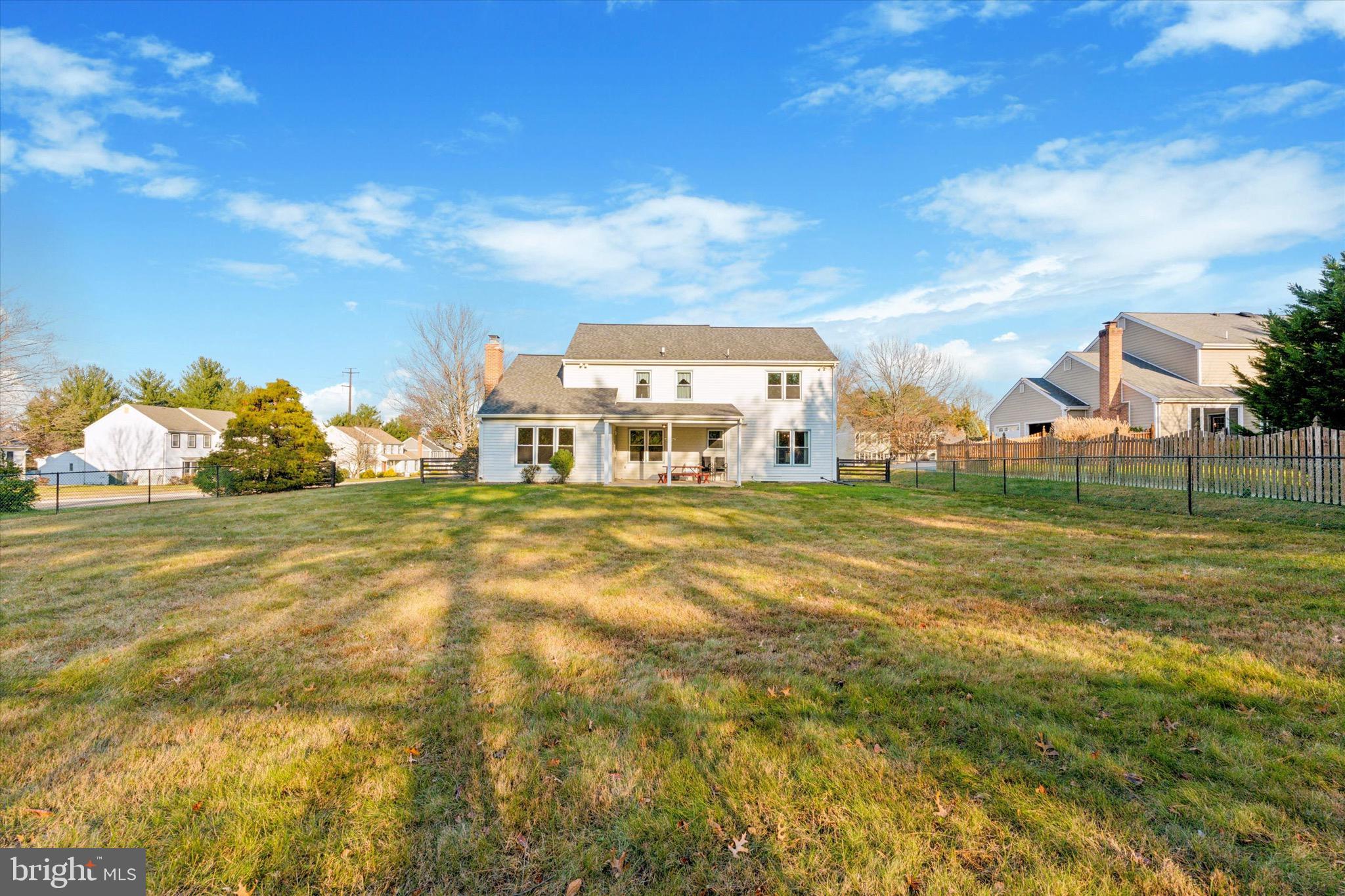 201 Winthrop Ln