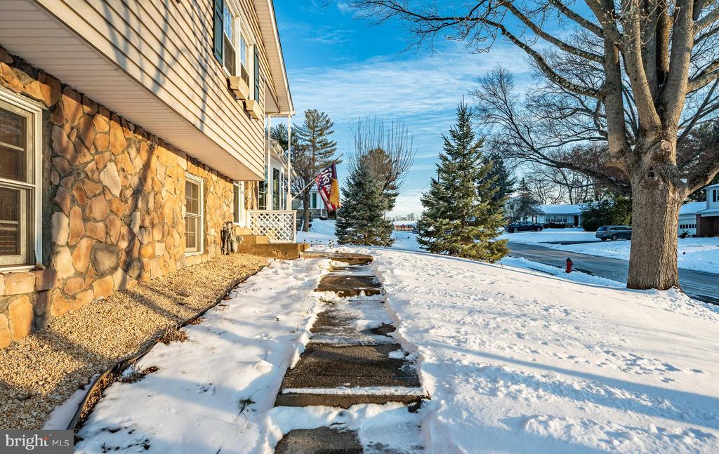1993 Keswick Way