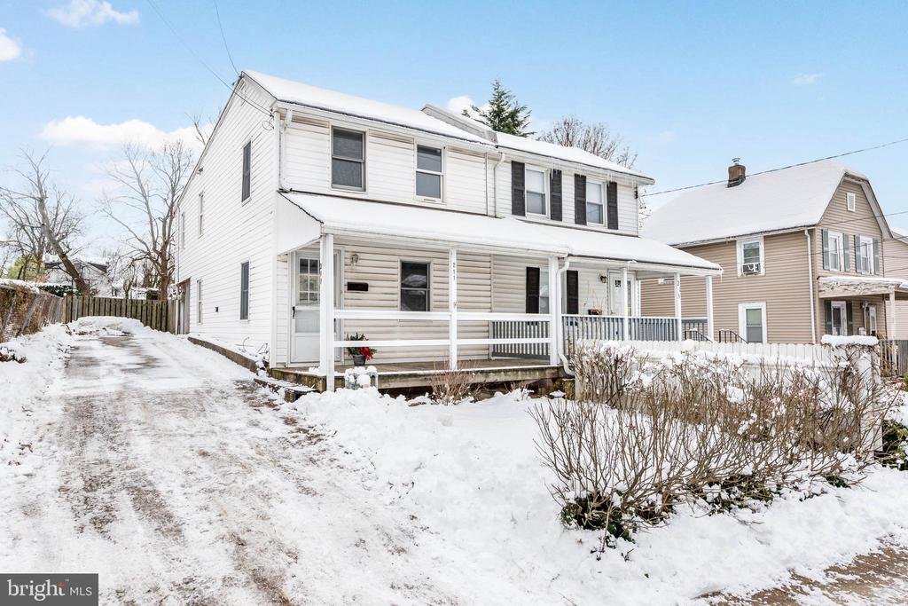 211 GREENFIELD AVENUE