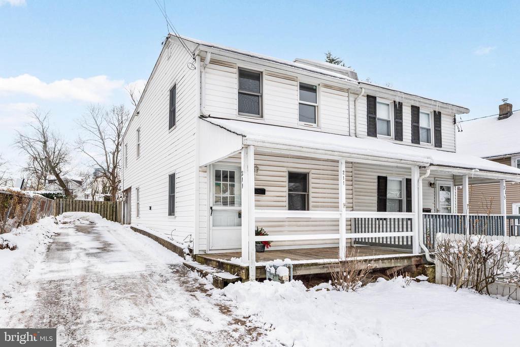 211 GREENFIELD AVENUE