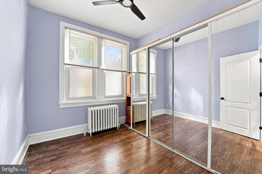 1 ATHENS AVENUE W Unit: C
