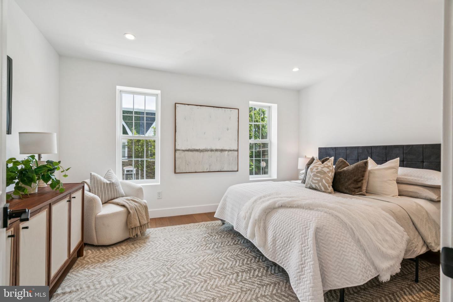 4368 Manayunk Ave