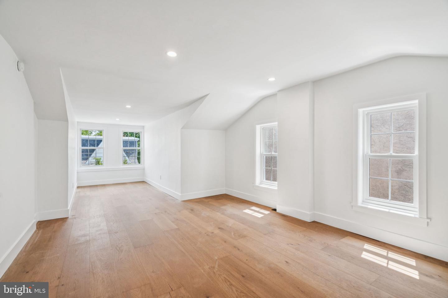4368 Manayunk Ave