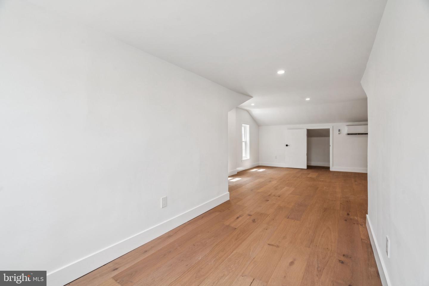4368 Manayunk Ave