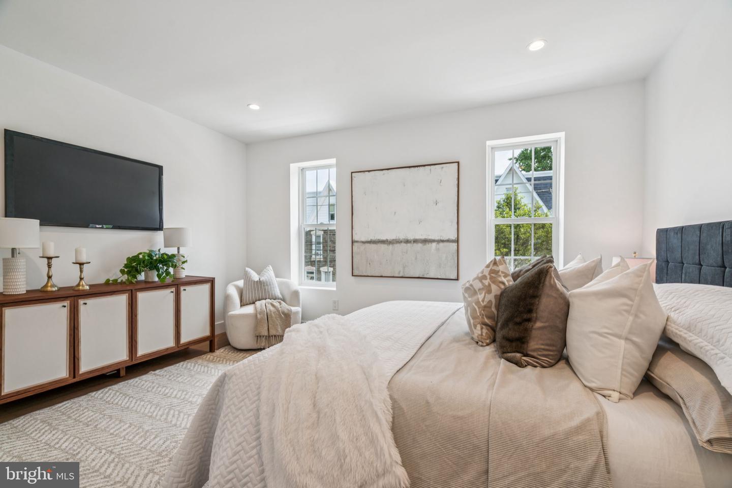 4368 Manayunk Ave