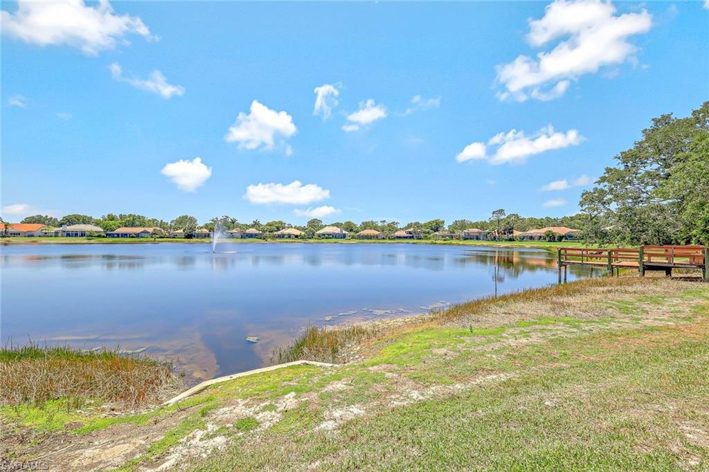 24706 Lakemont Cove LN Unit: 102
