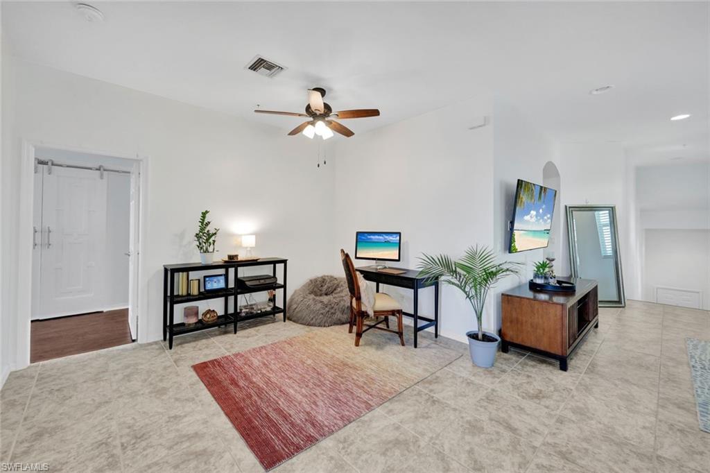 9305 La Playa CT # 1621