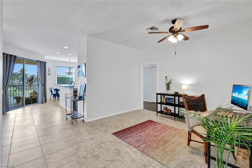 9305 La Playa CT # 1621