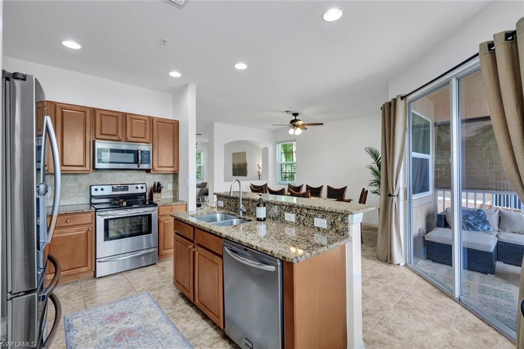 9305 La Playa CT # 1621