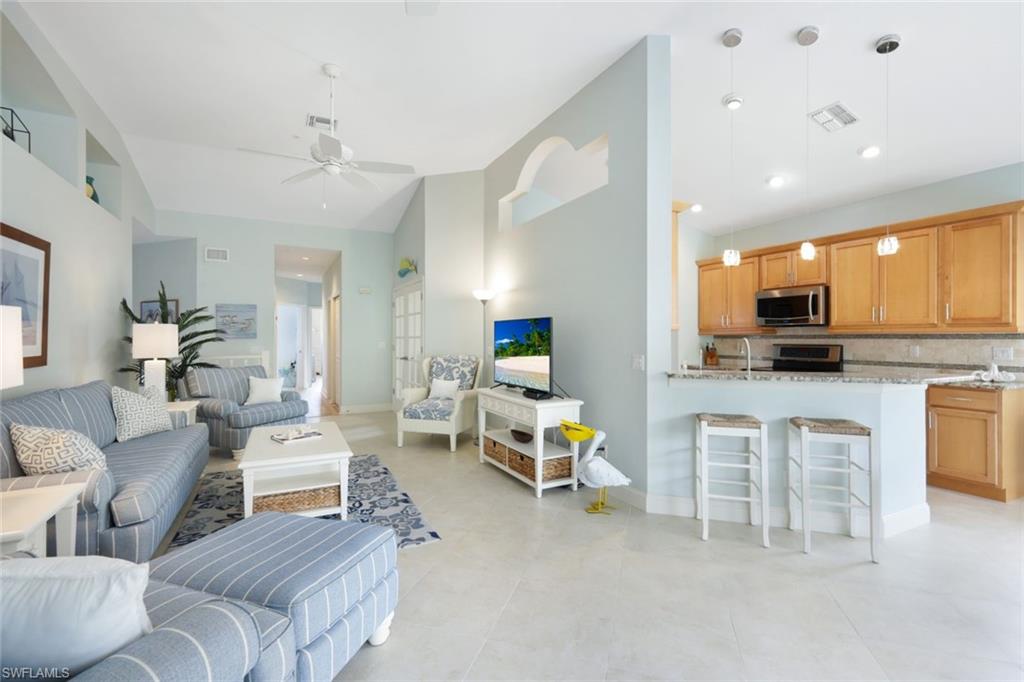 25208 Pelican Creek CIR # 201