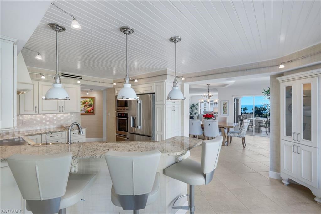 4451 Gulf Shore BLVD N # 501