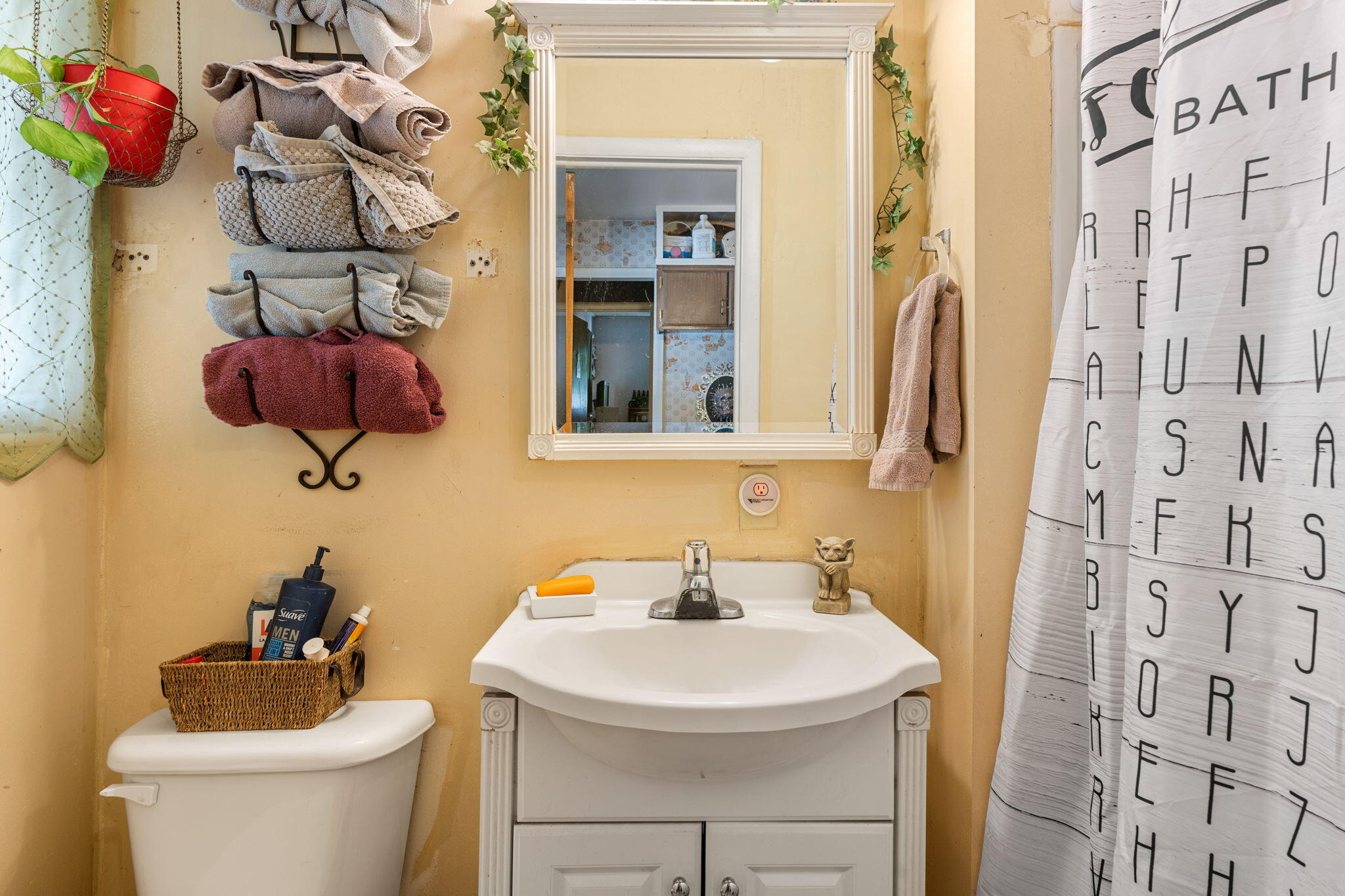 320 S 100 E