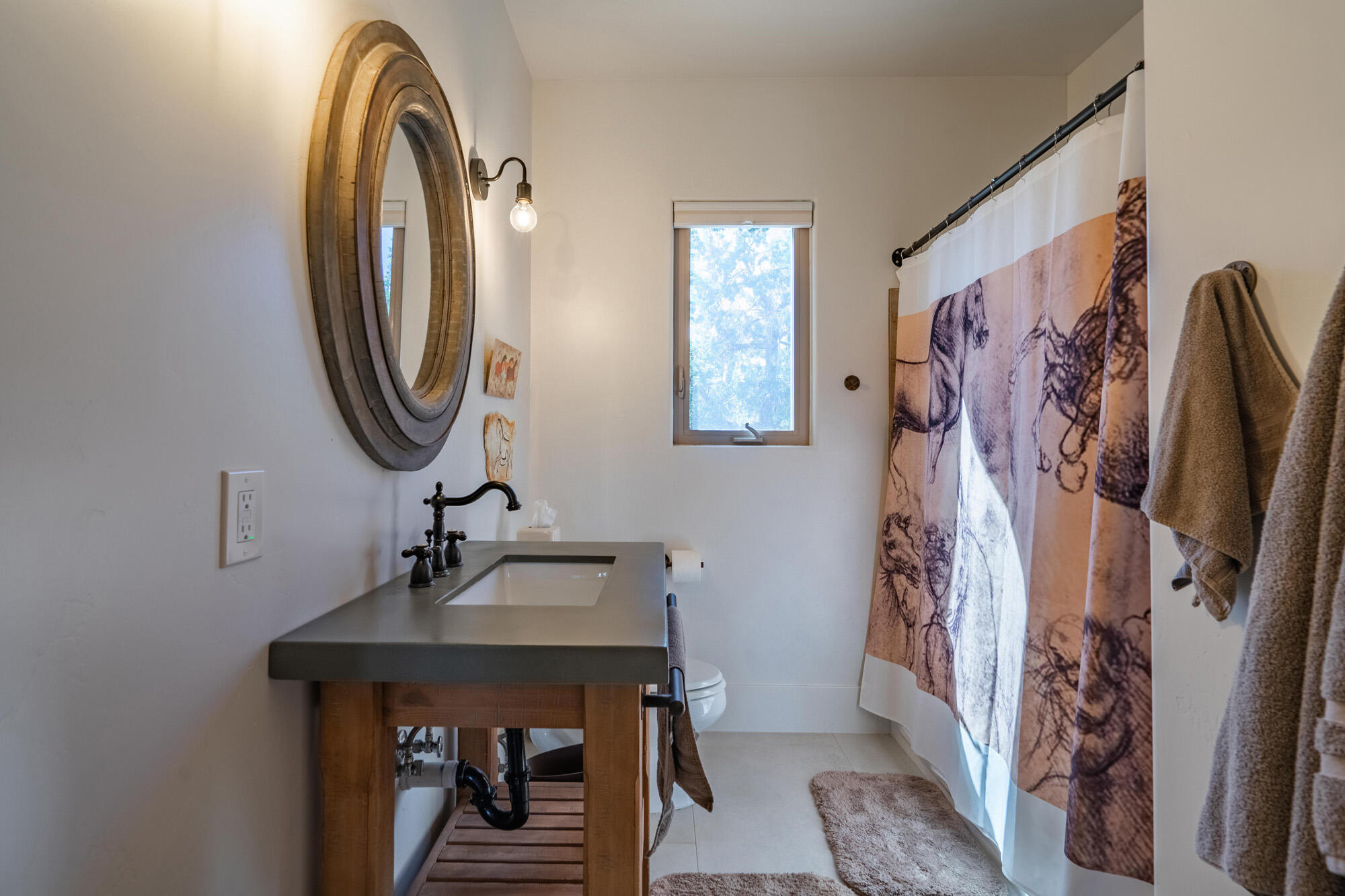 624 N Rock Garden LN