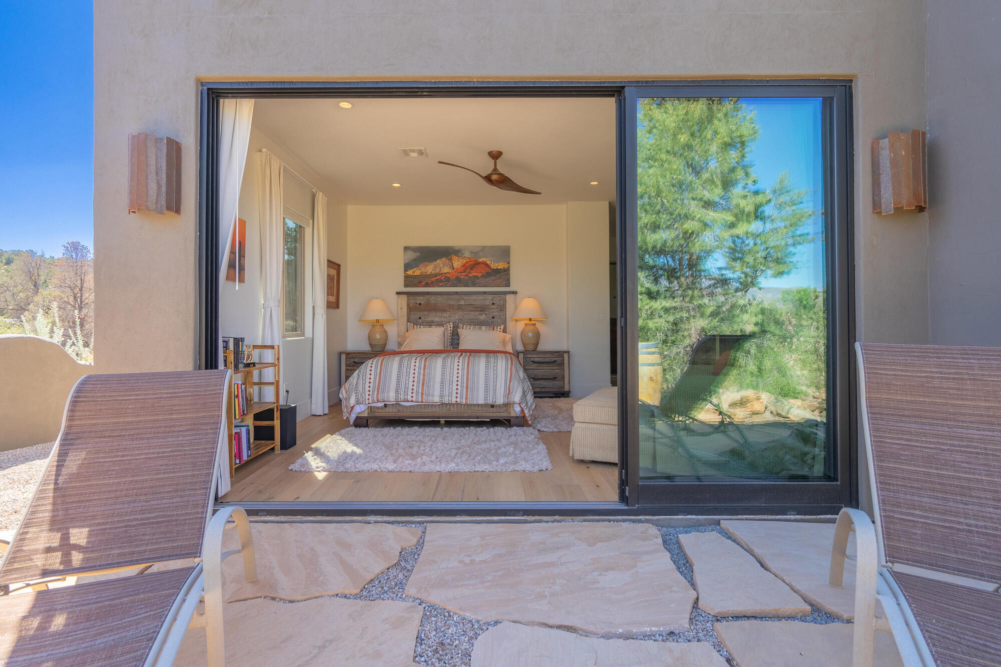 624 N Rock Garden LN