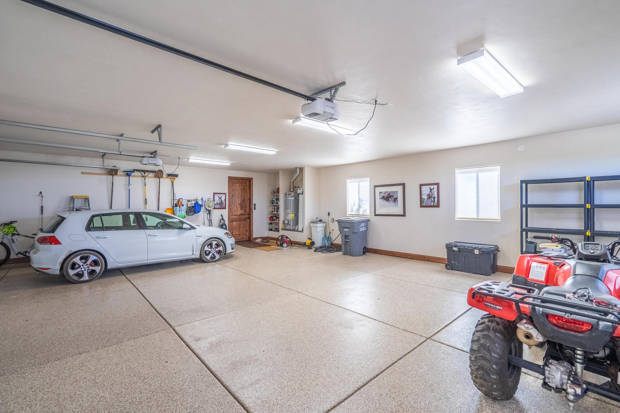 1542 N Canyon Trails DR