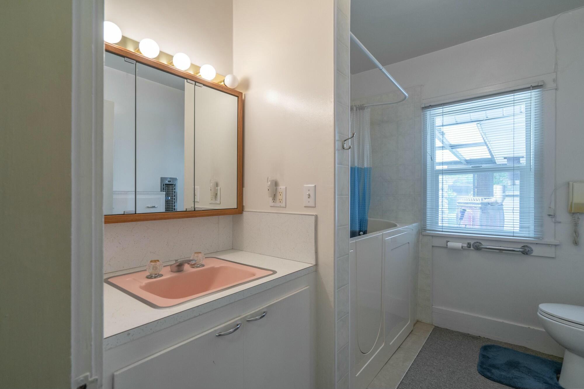 3136 Santa Clara DR