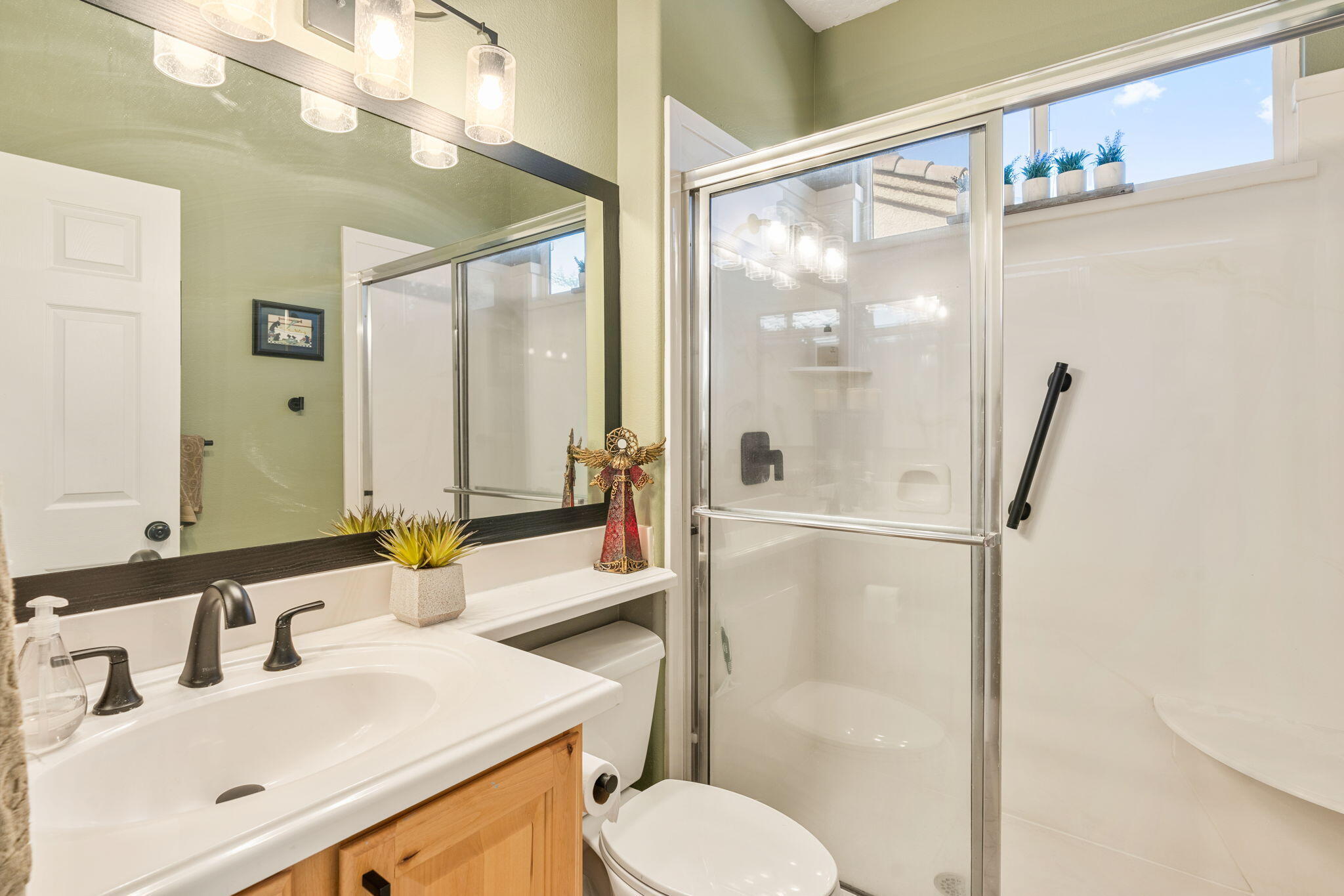 1601 W SUNKISSED DR S