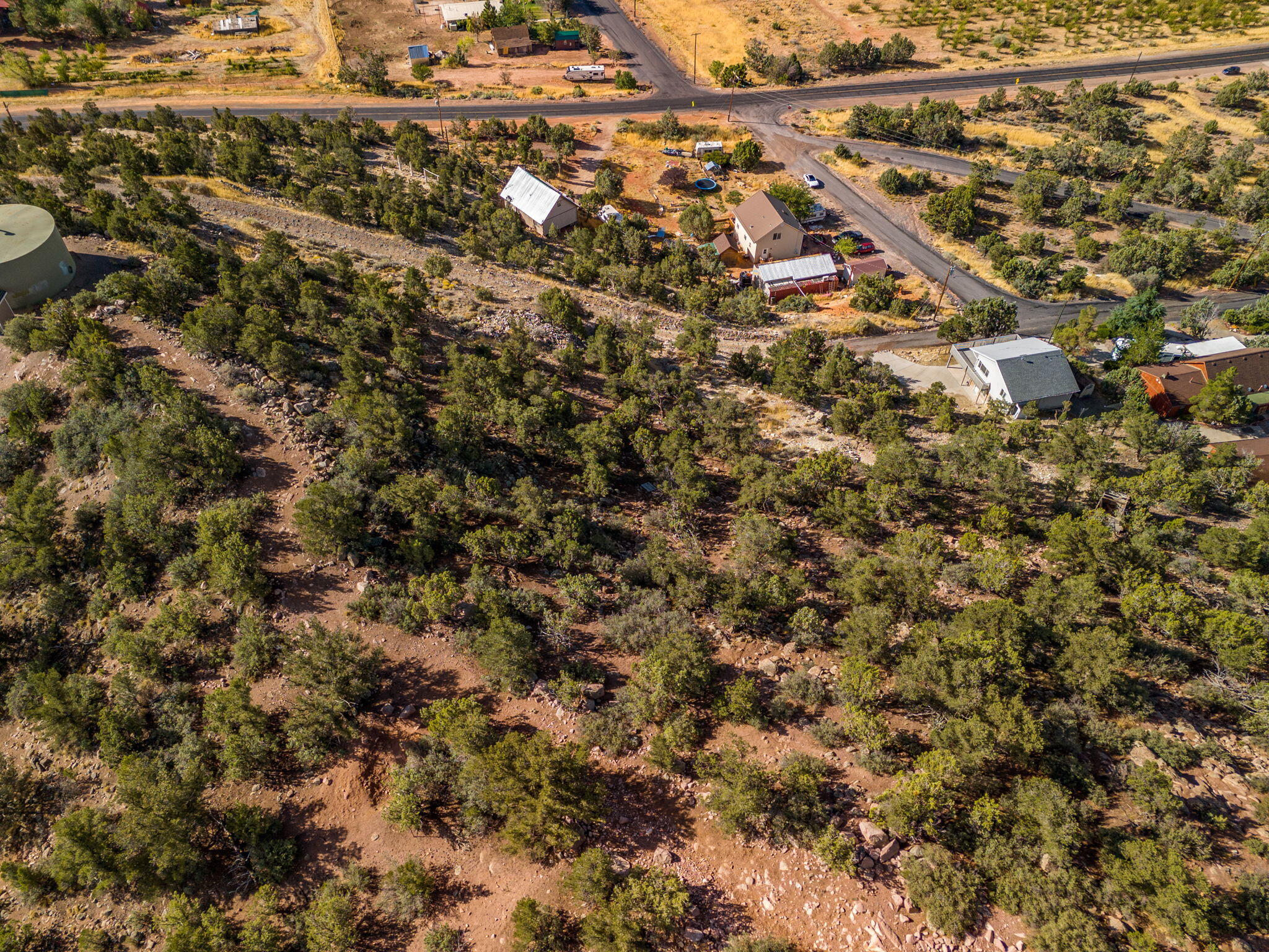 239 E Red Hill RD DDE-1-13-27