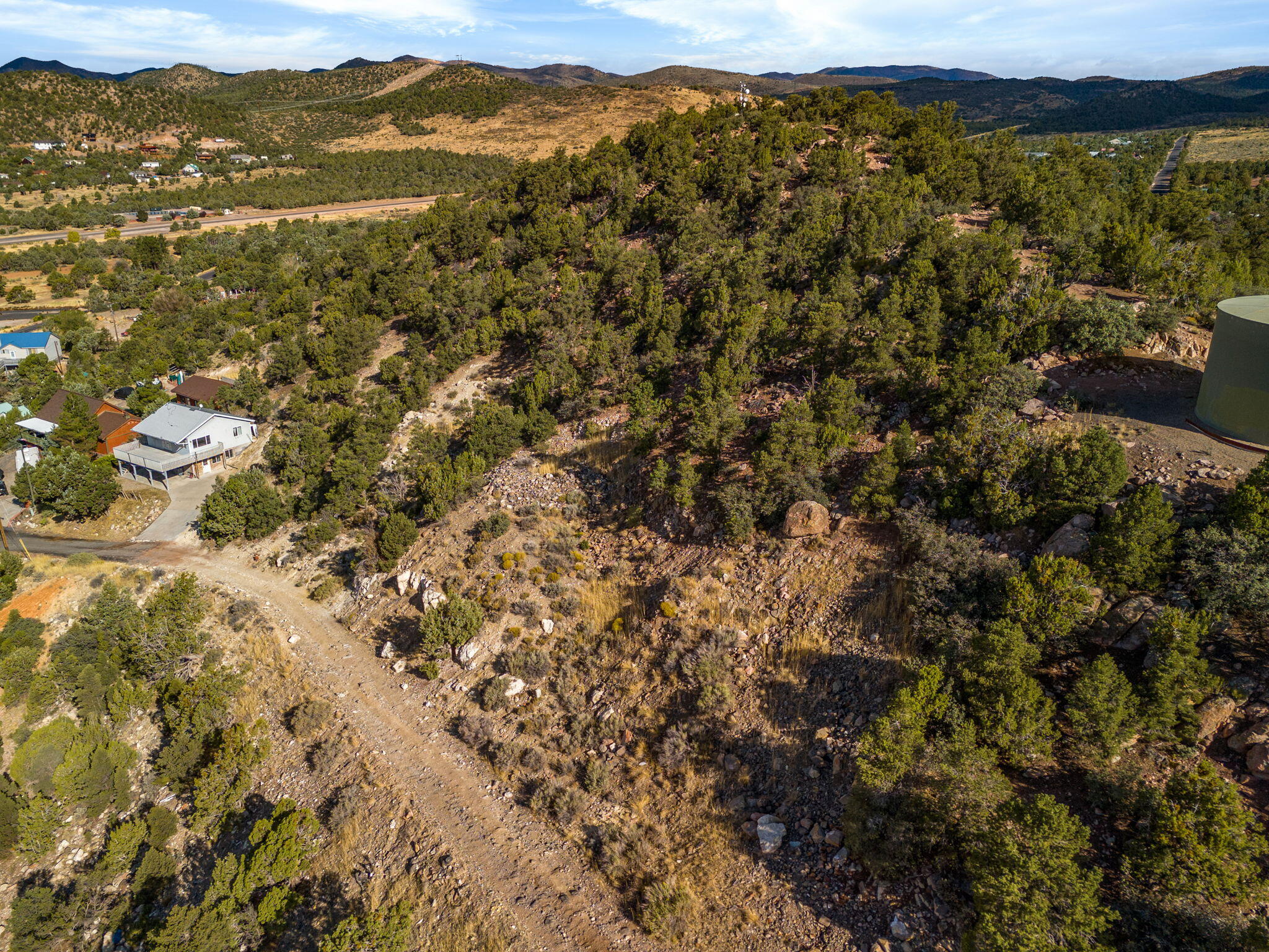 223 E Red Hill RD