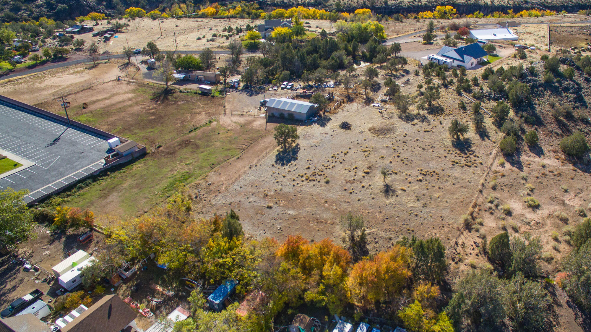 104 S Spanish Trail DR