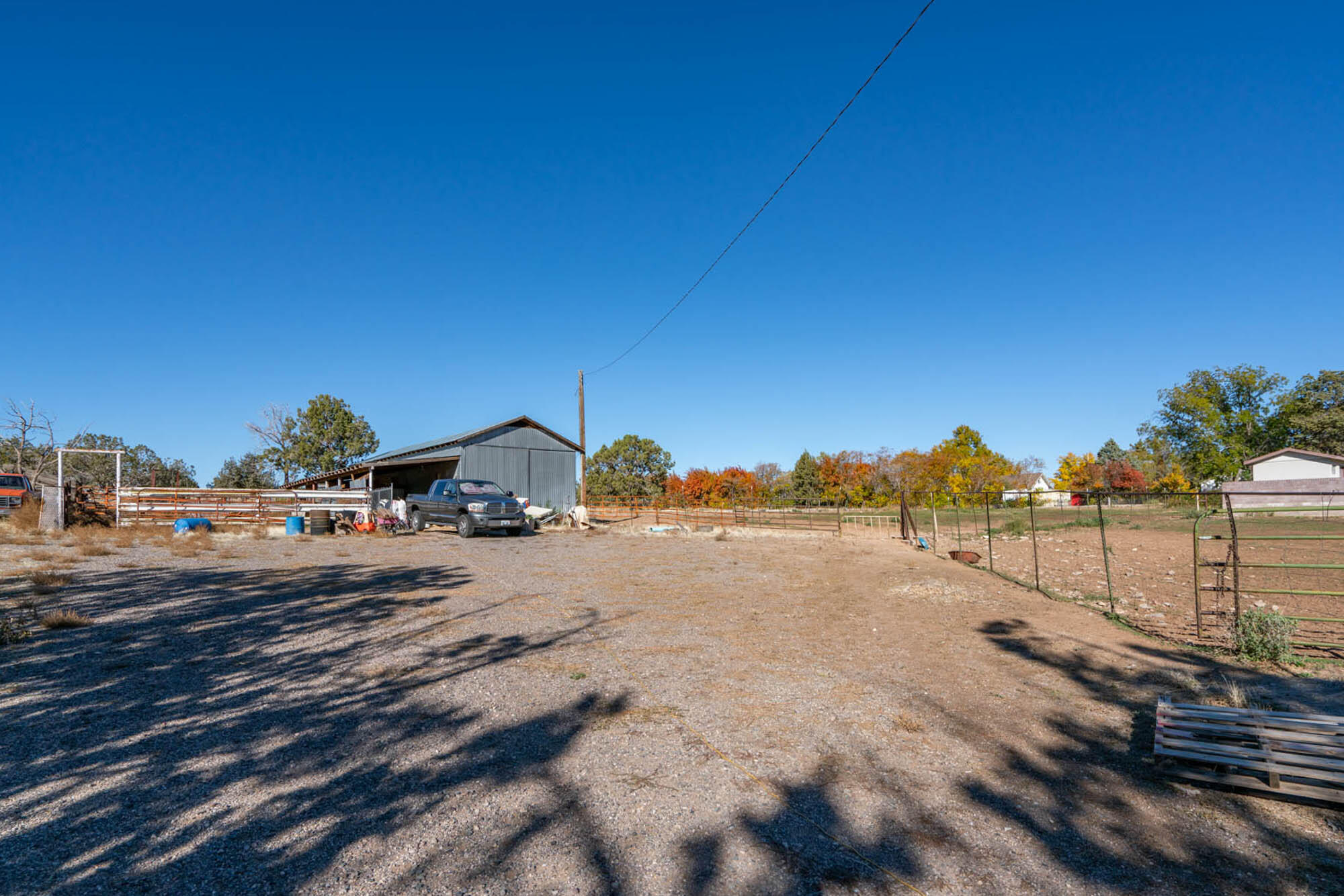 104 S Spanish Trail DR