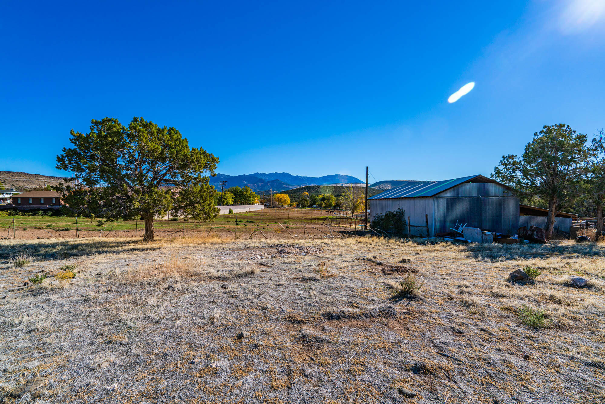 104 S Spanish Trail DR