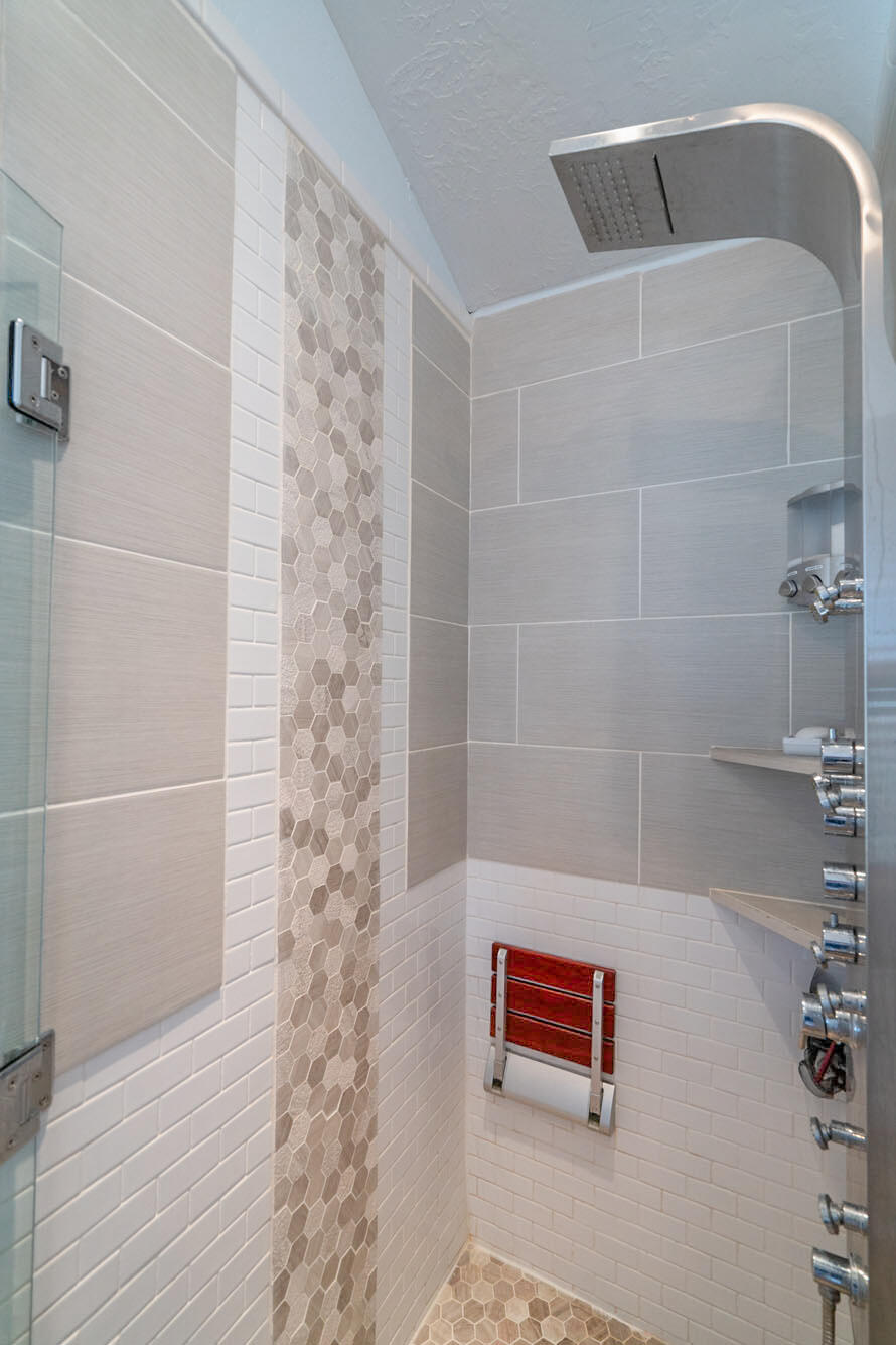 1493 E Scenic Sunrise DR