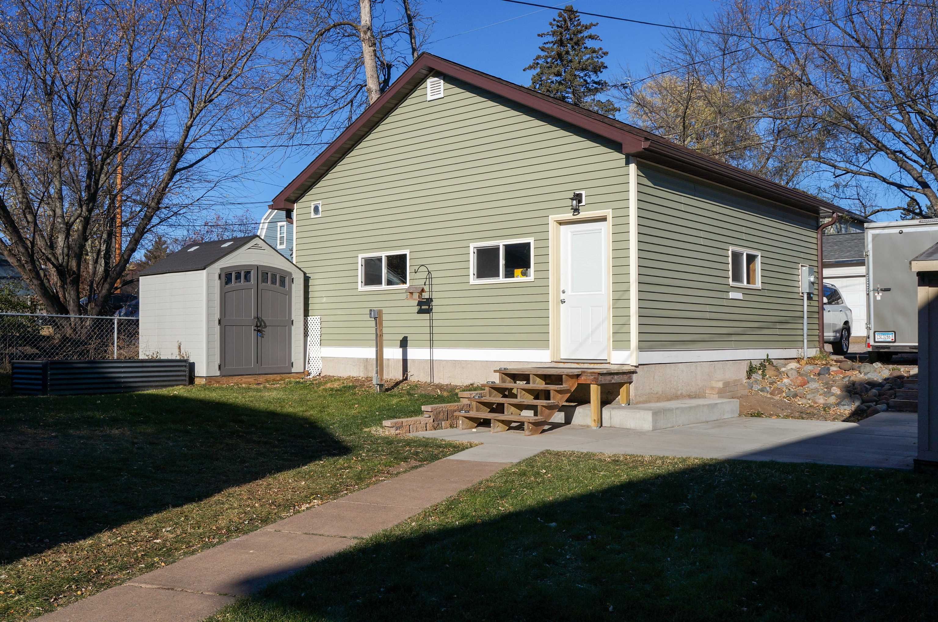 4315 E Superior St