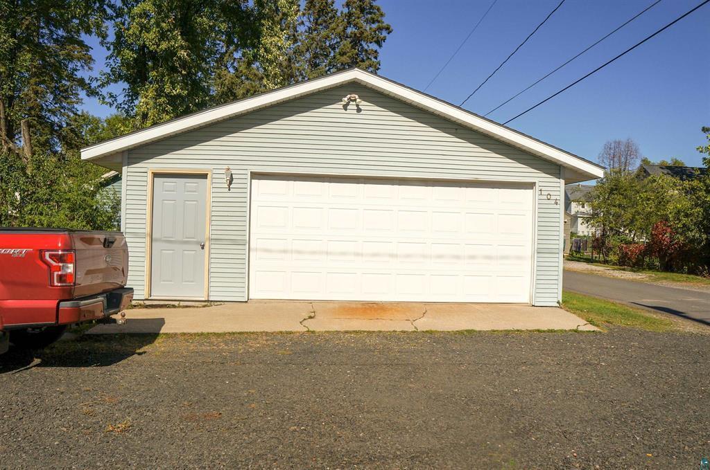 104 Roosevelt Avenue