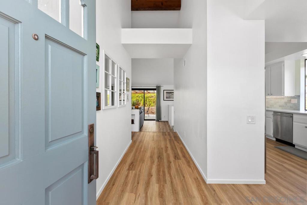 1879 Maya Ct