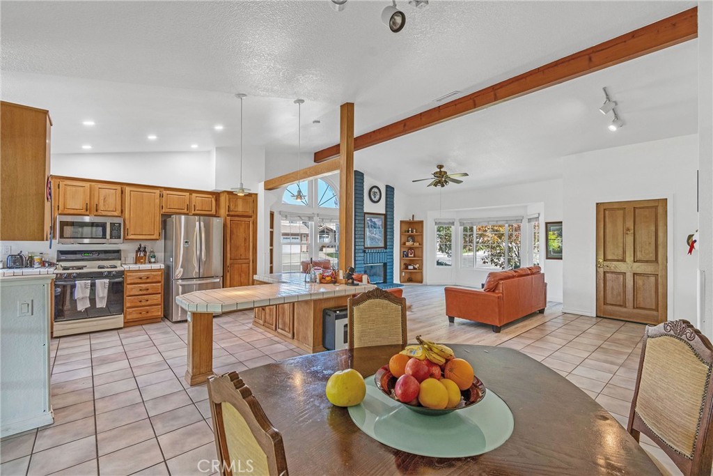 1405 Ozark Road