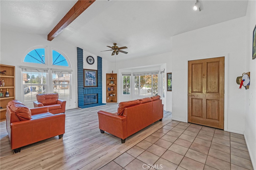 1405 Ozark Road