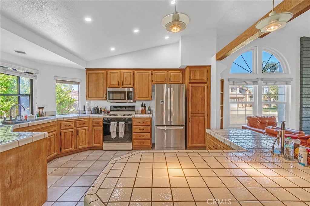 1405 Ozark Road