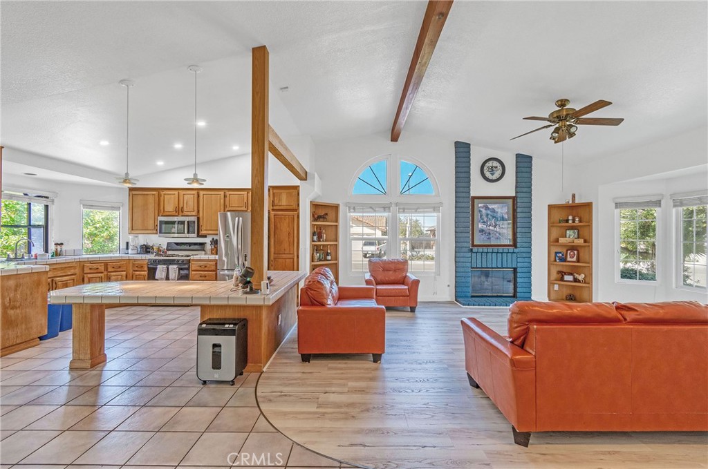 1405 Ozark Road