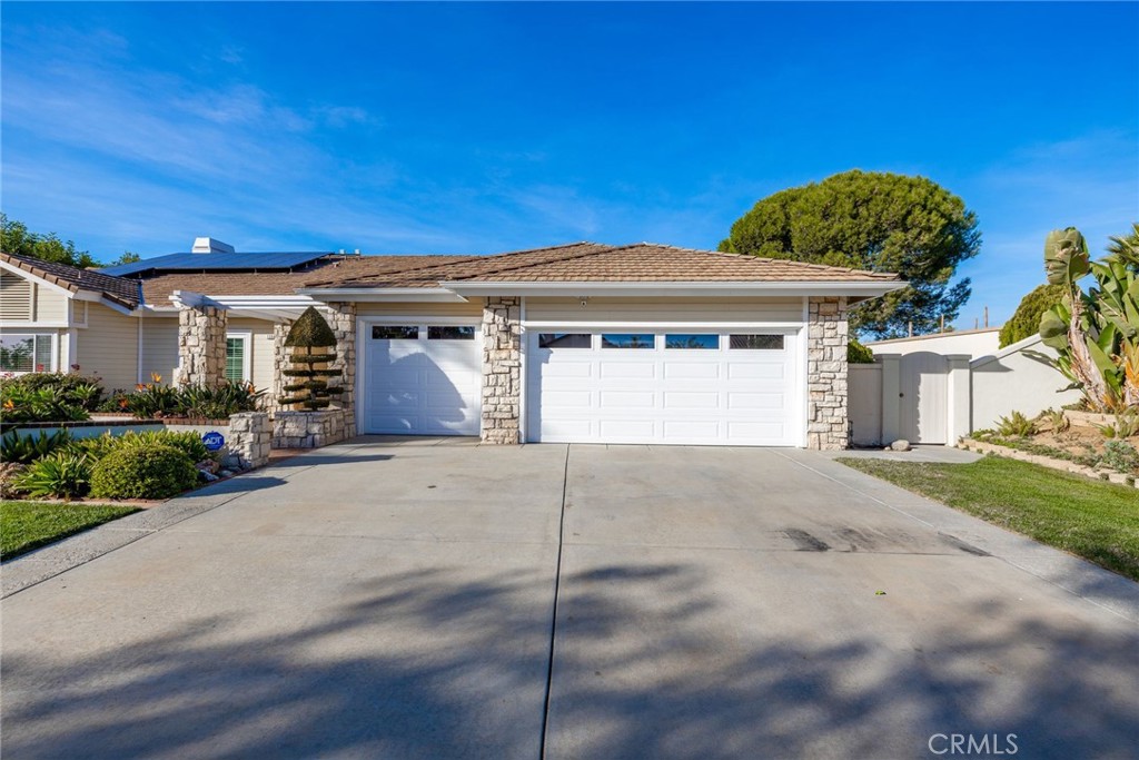 1350 Lupine Hills Drive
