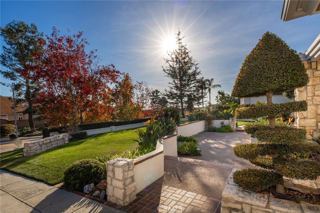 1350 Lupine Hills Drive
