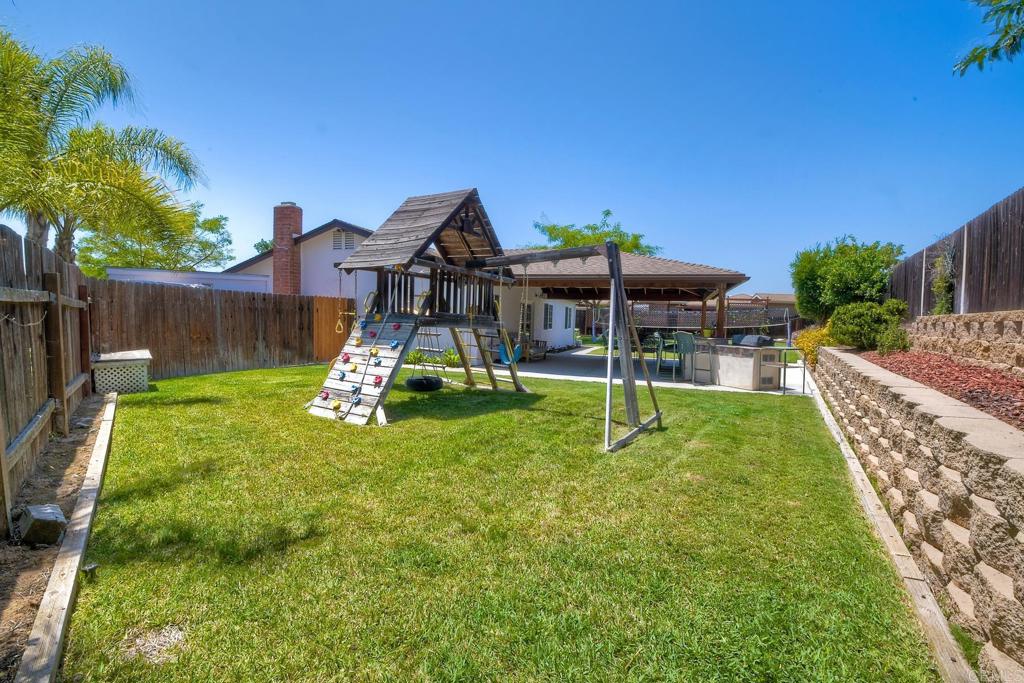2650 Meadowbrook Place