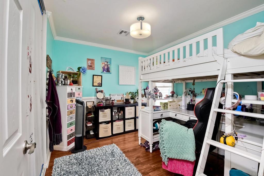 2650 Meadowbrook Place