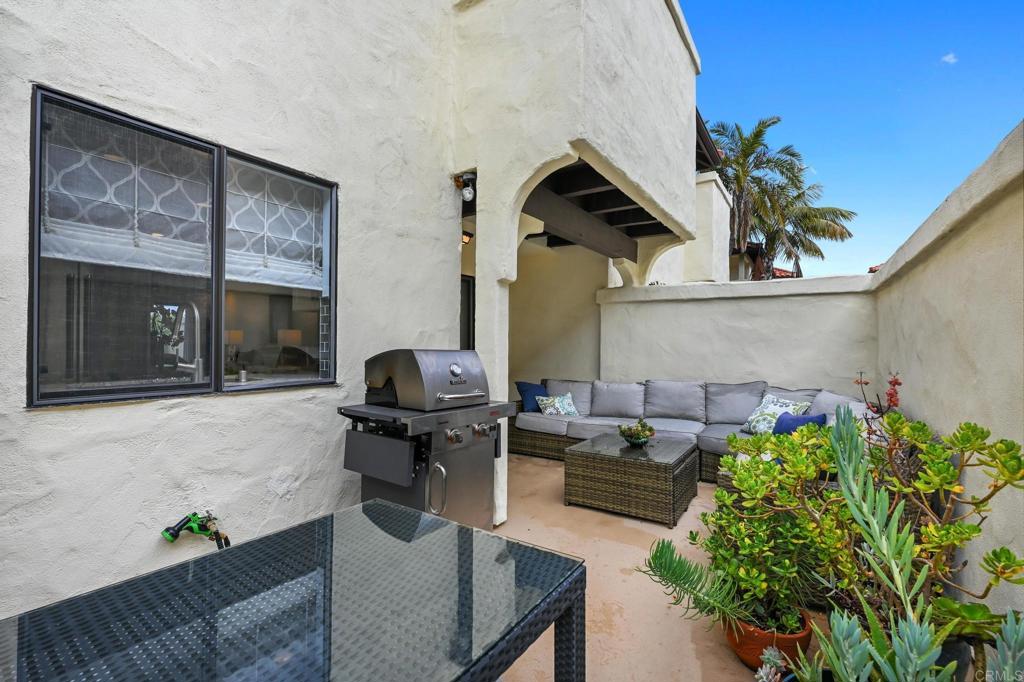 288 Chinquapin Avenue Unit: B
