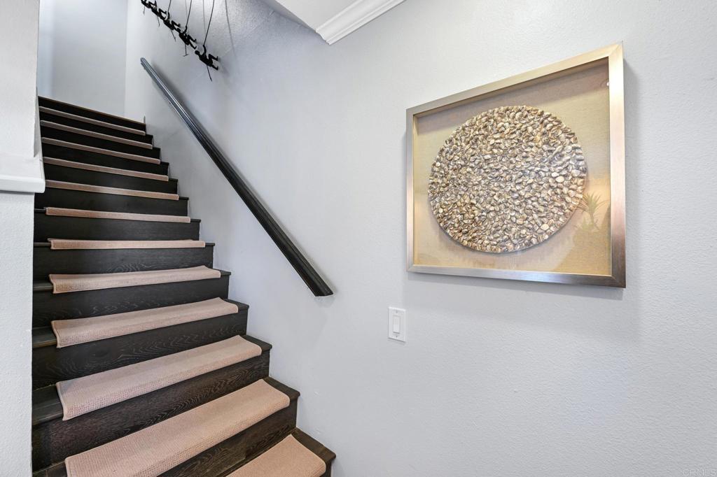 288 Chinquapin Avenue Unit: B