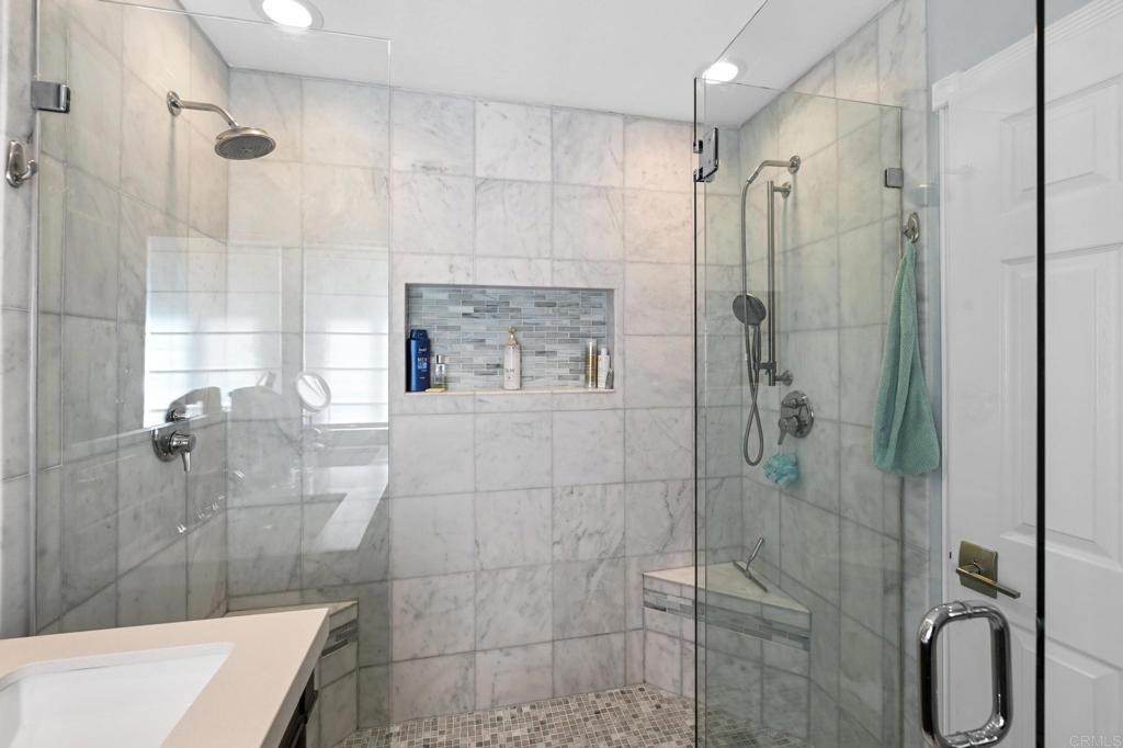 288 Chinquapin Avenue Unit: B