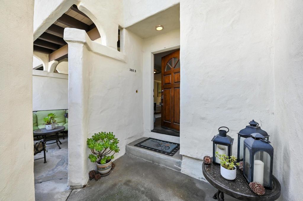 288 Chinquapin Avenue Unit: B