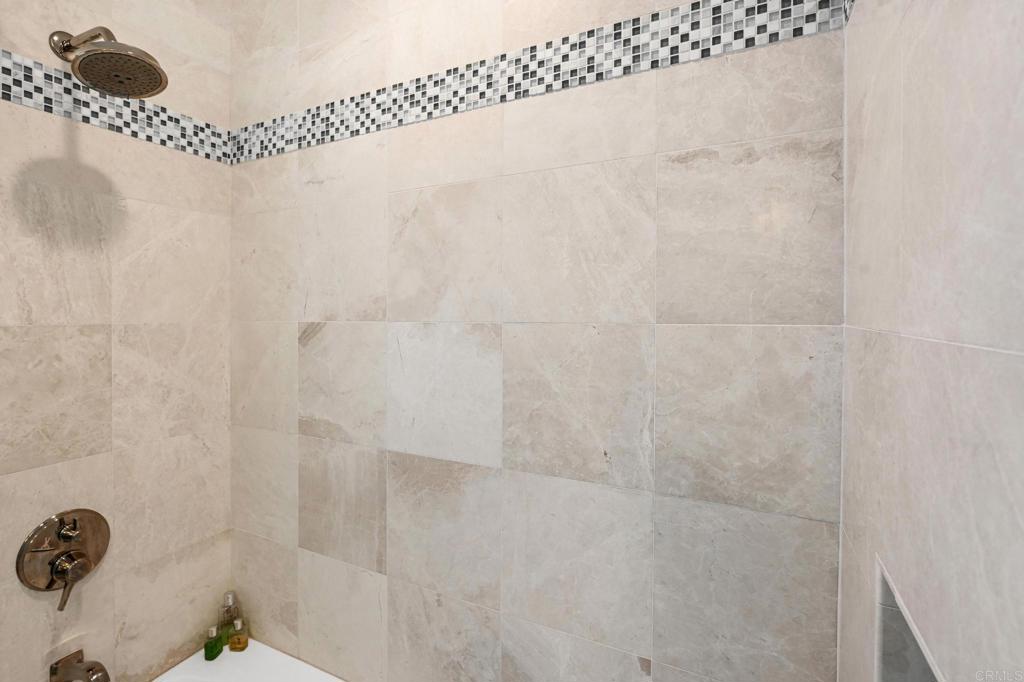 288 Chinquapin Avenue Unit: B