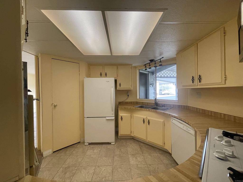 650 S Rancho Santa Fe Road Unit: SPC 209