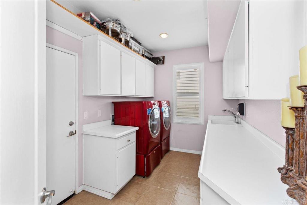 4952 Lassen Drive