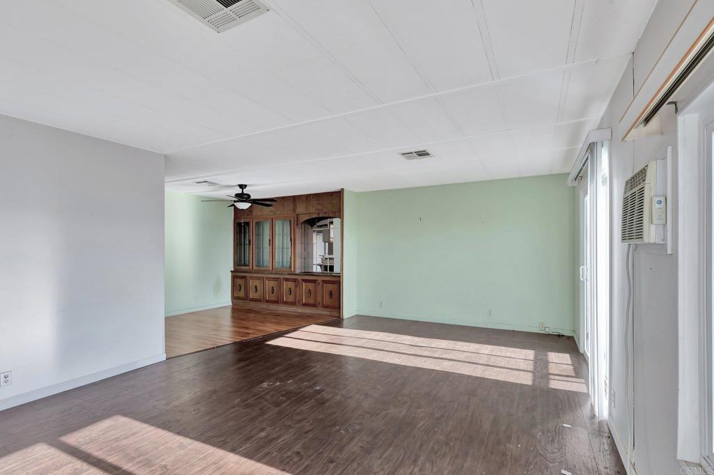 1930 W San Marcos Boulevard SPC 201