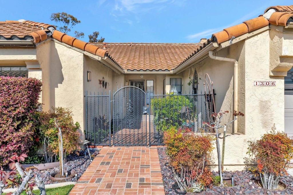 1306 La Salle Court