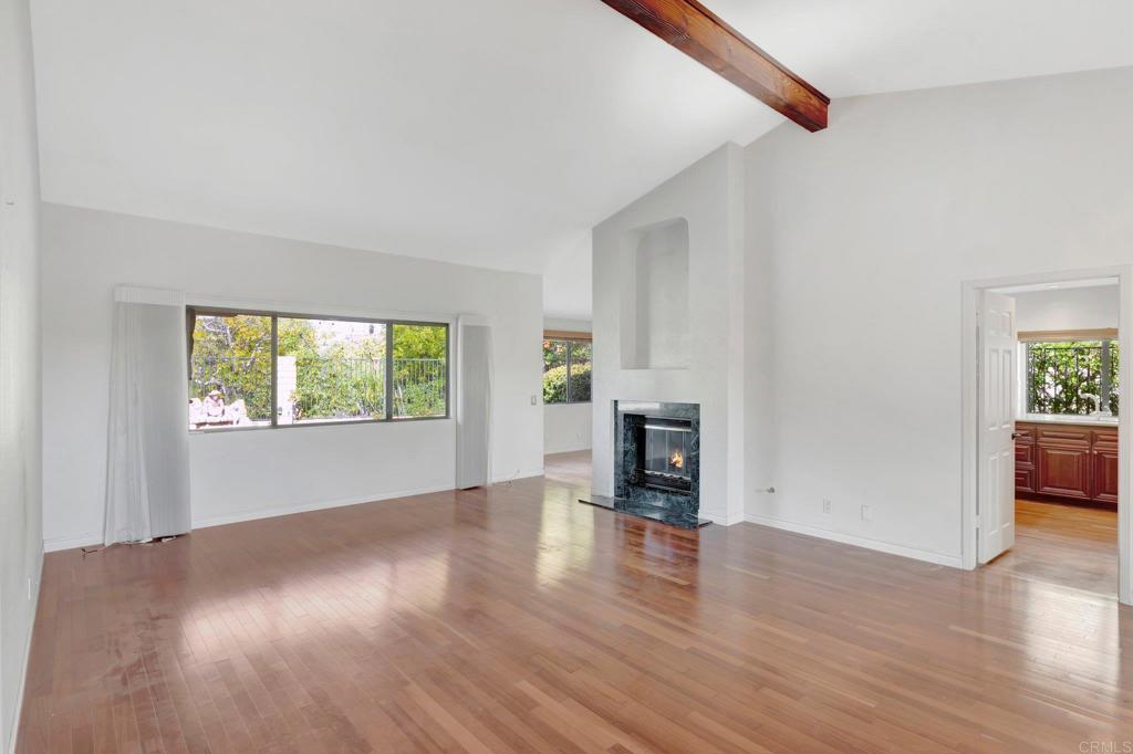 1306 La Salle Court
