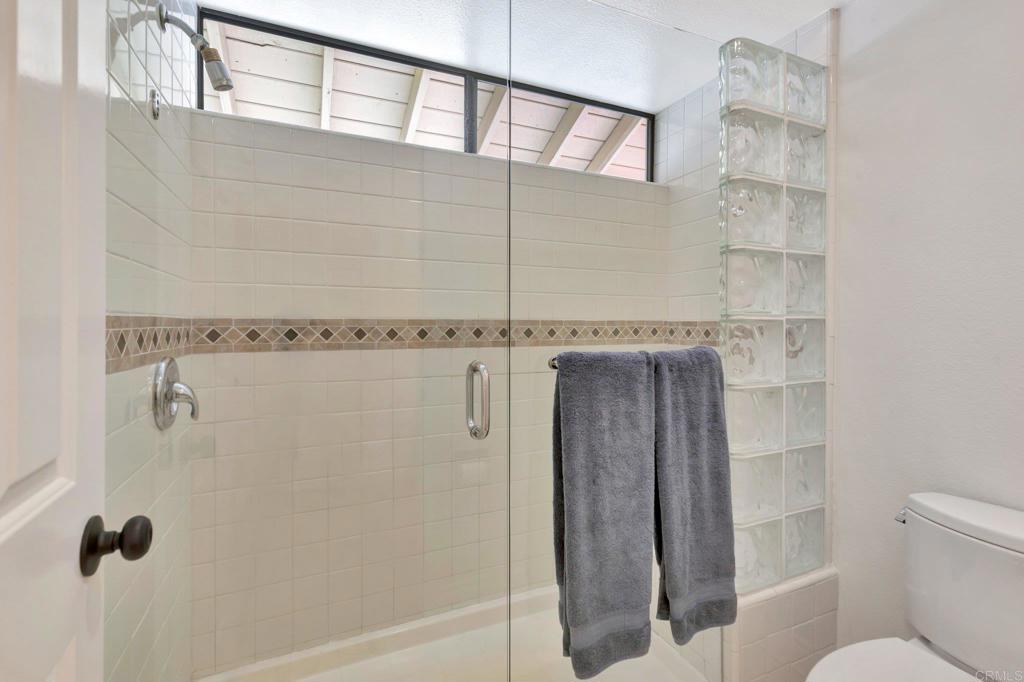 1211 Countrywood Lane