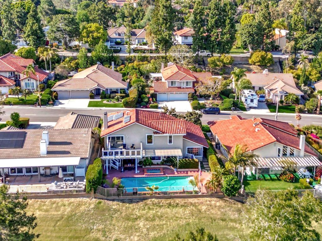 1211 Countrywood Lane